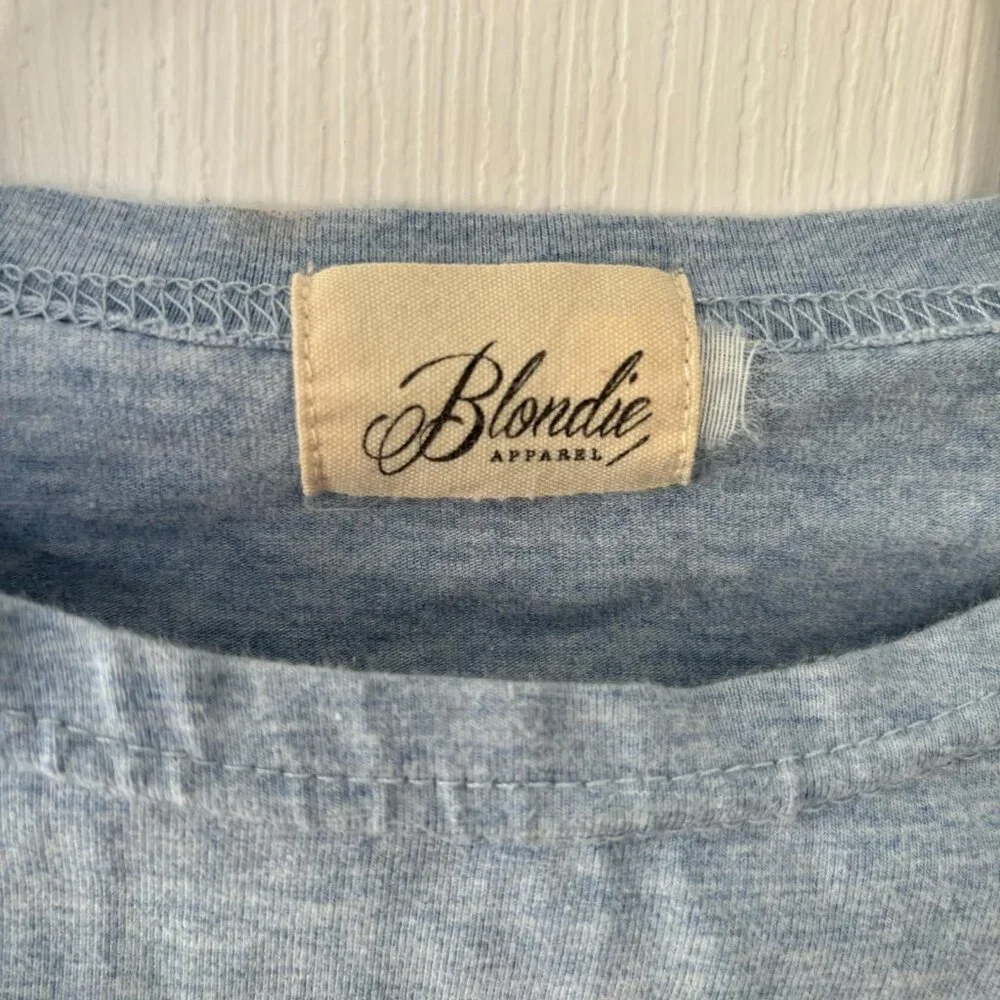 Blondie Apparel East End Sweater in light blue - Picture 3 of 5